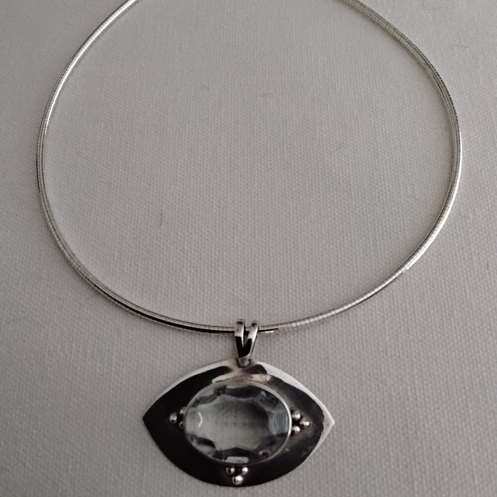 STERLING SILVER NECKLACE WITH BLUE STONE
